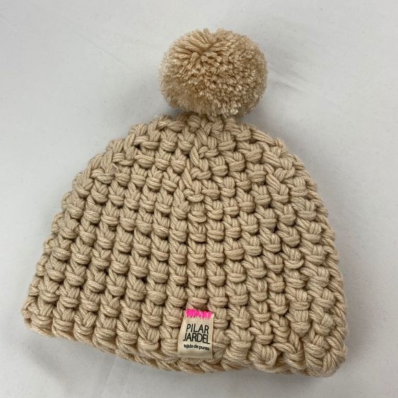 Wool beanie - Picture 4 of 5